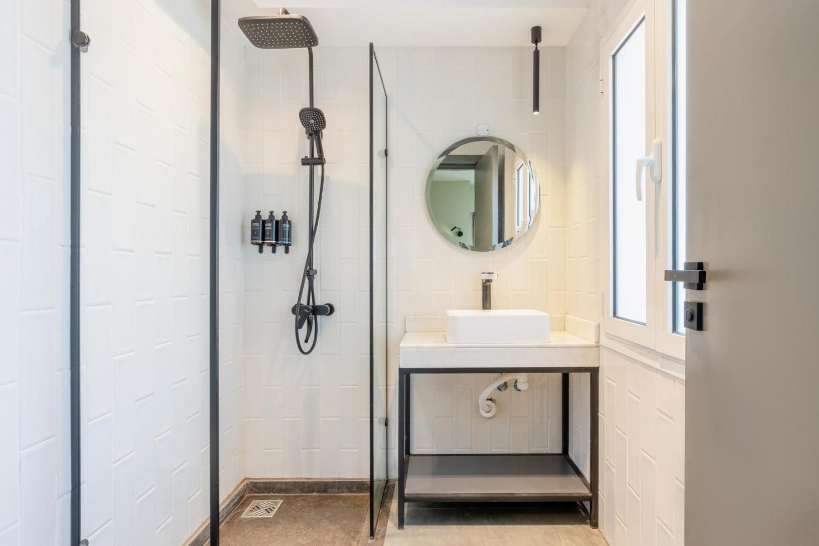 Grey L Downtown Ouzonian House Apartment Cairo