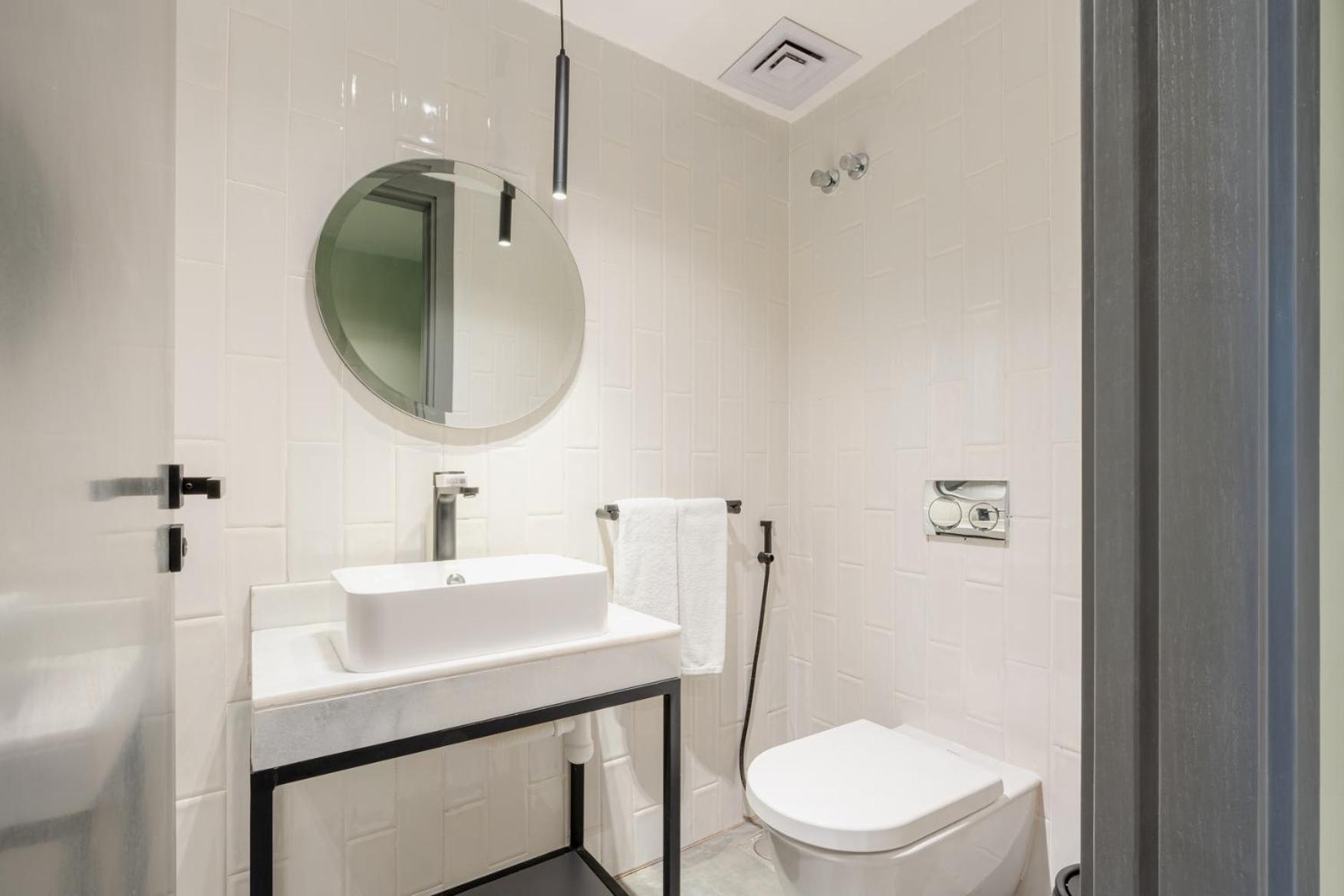 Grey L Downtown Ouzonian House Apartment Cairo